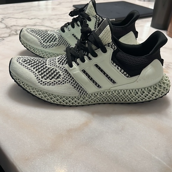 Worn two times adidas ultraboost 4d tea time - Picture 6 of 7